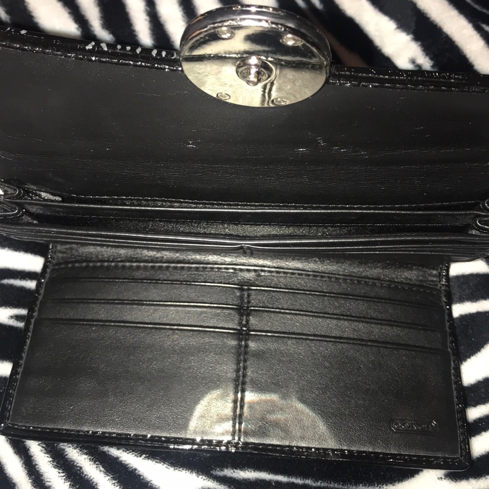 Coach Wallet - Picture 4 of 5